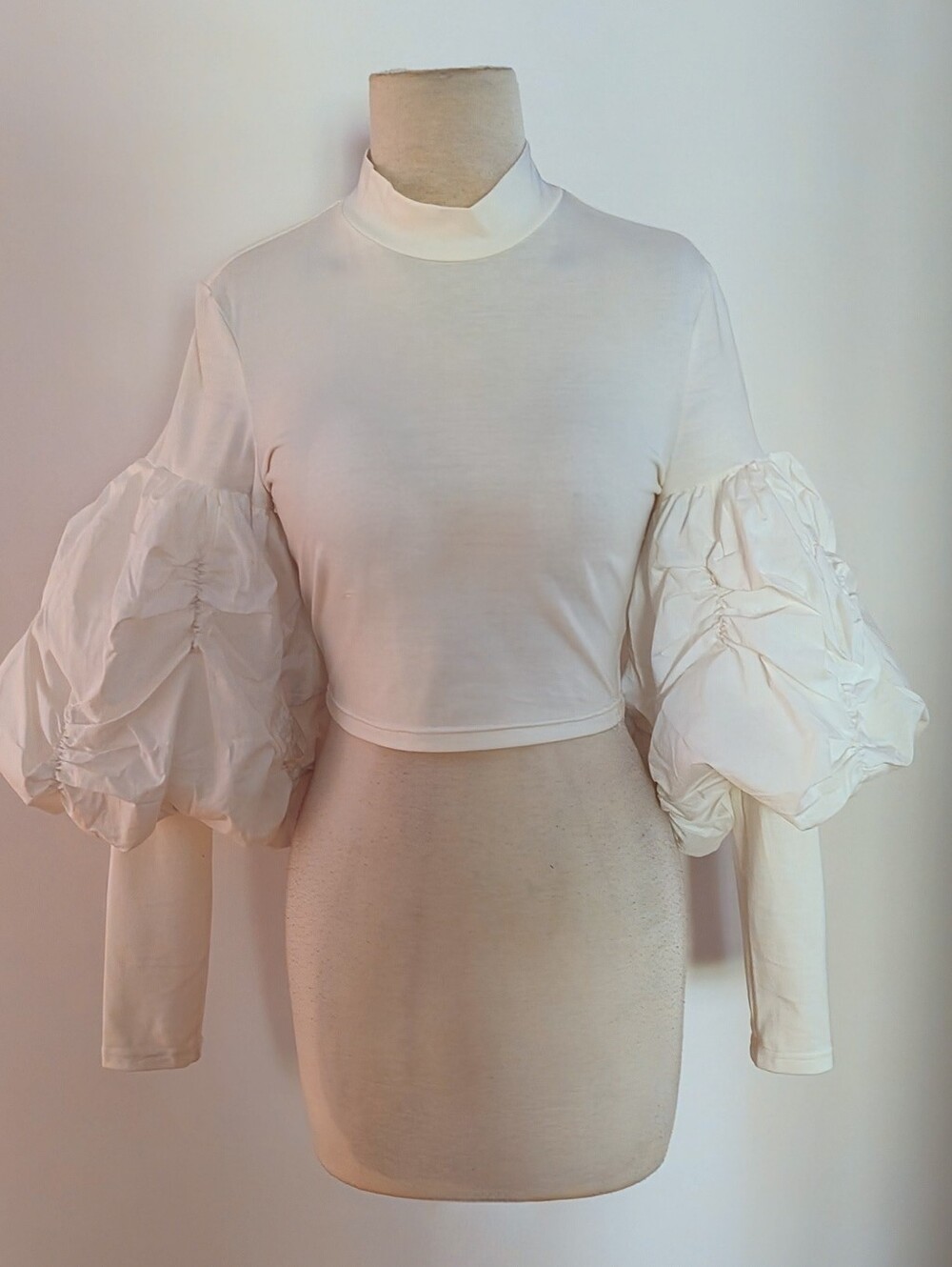 Cropped Puff-Sleeve Mock Neck Top - White
